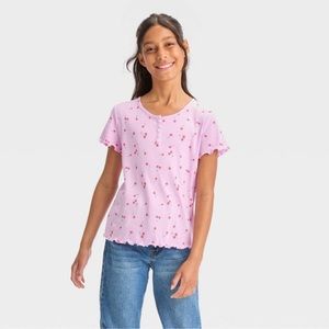 Cute pink top